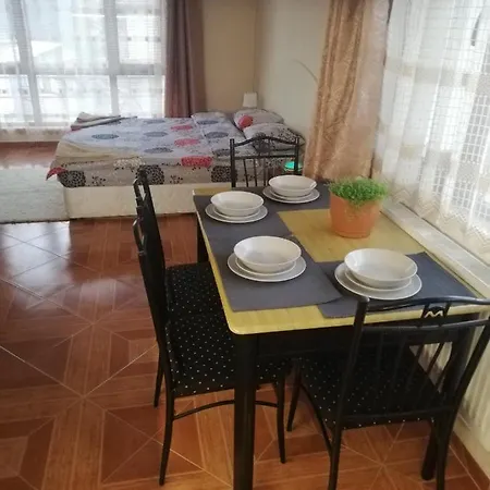 Apartament приключение в *